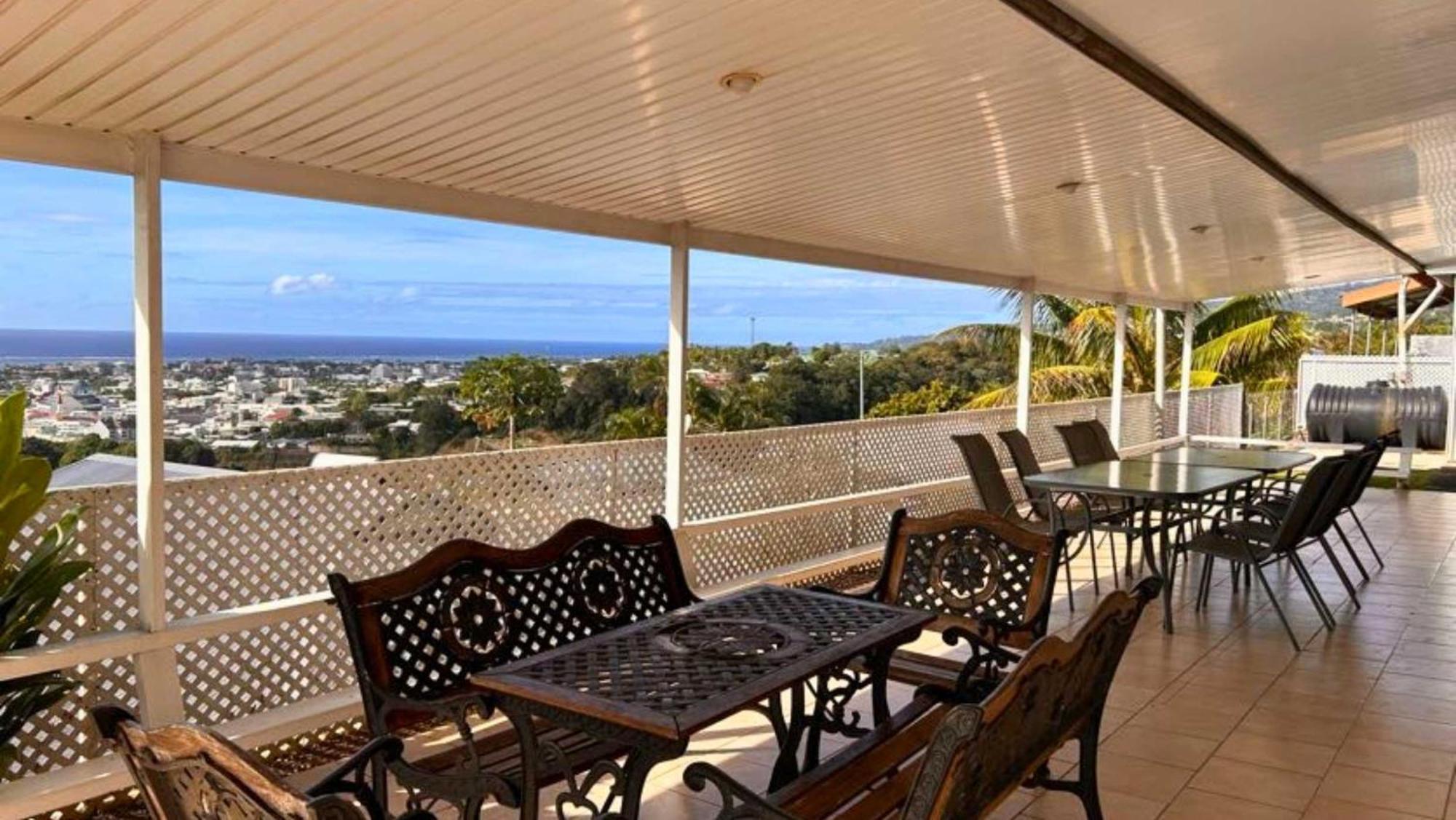 Tahiti - Fare Temahana Papeete  Extérieur photo